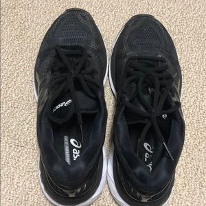 Brand new ASICS worn once